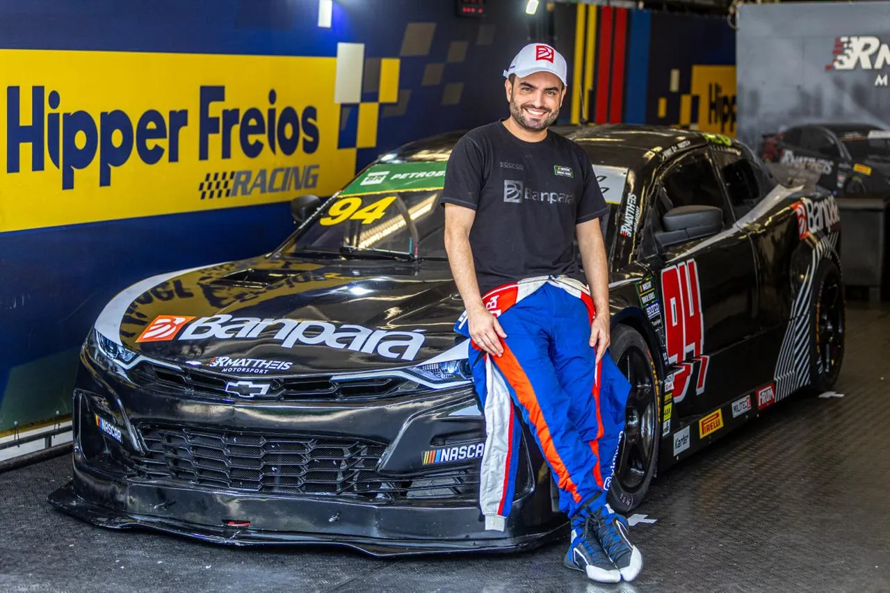 Piloto Vinny Azevedo representa o Pará na disputa grande final da NASCAR Brasil.