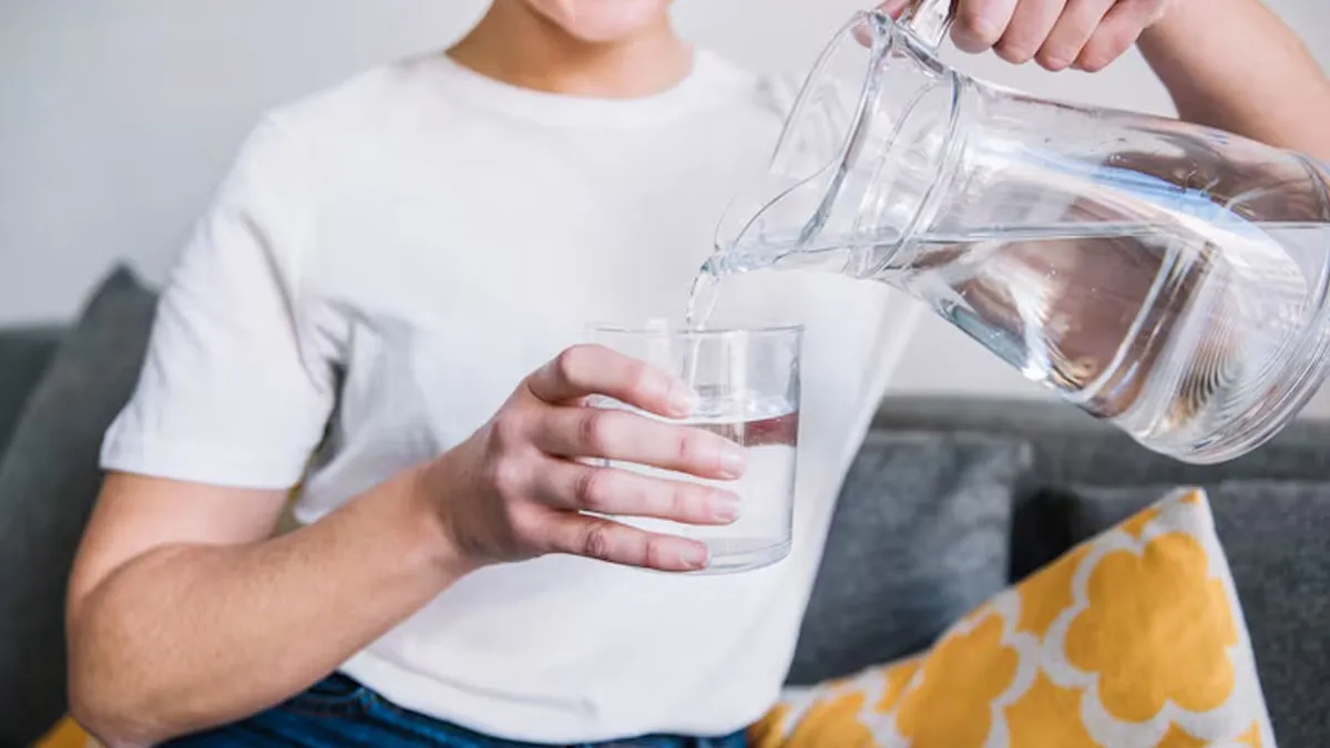 Mesmo o consumo de água deve ser controlado para evitar problemas no corpo.