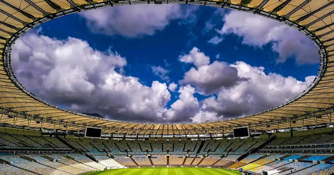 O Complexo do Maracanã reúne estádio, ginásio, pista de atletismo e parque aquático.