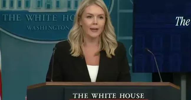A Embaixada dos Estados Unidos no Brasil republicou um vídeo com a resposta completa de Leavitt no X (ex-Twitter), mas na mensagem que acompanha o post, não escreveu o trecho em que a porta-voz fala sobre o uso de poder militar.