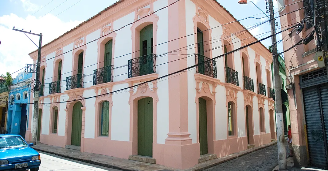 COP30 em Belém: Casa Rosada receberá públicos diversos para visitas guiadas, exposição de arte e debates sobre integridade energética e sustentabilidade.