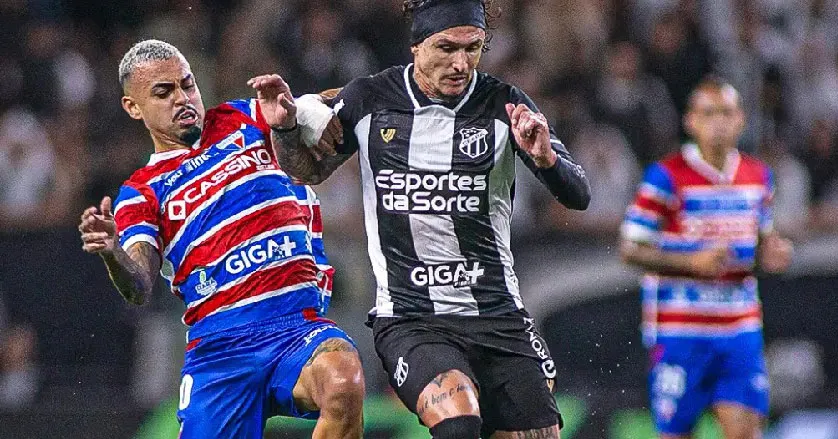 Ceará e Fortaleza deixaram escapar a permanência na elite após viradas sofridas na última rodada do Brasileirão 2025.