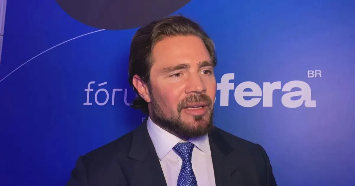 Daniel Vorcaro foi detido preventivamente por suspeita de participação direta em fraudes, durante operação realizada neste terça-feira (18).