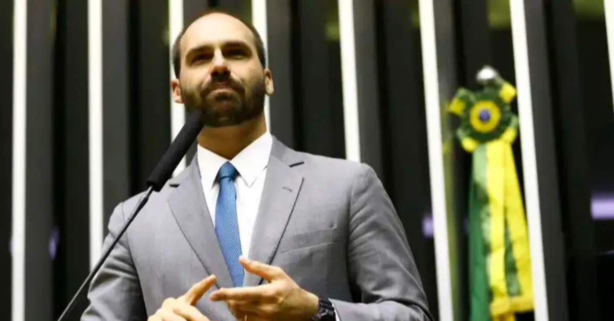 Imagem ilustrativa da notícia: Eduardo Bolsonaro é incluído na lista de devedores da União