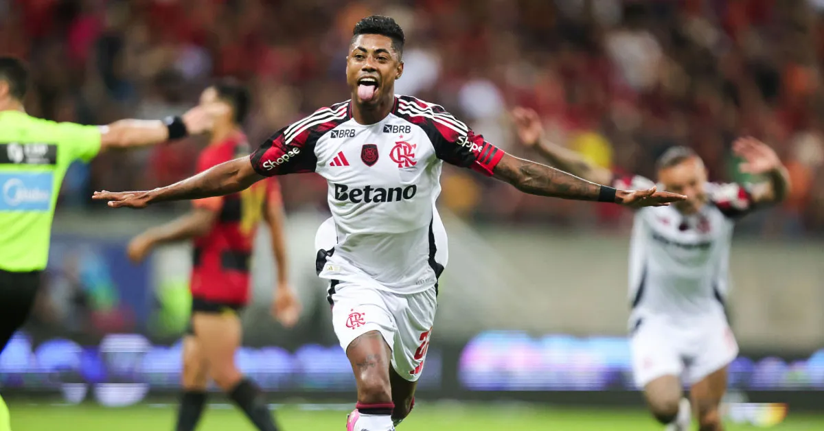 Com vantagem de três pontos, Flamengo calcula cenários para garantir o título brasileiro antes da final da Libertadores.