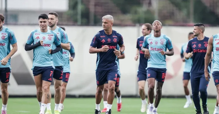 Líder do Brasileirão, o Flamengo busca aumentar a distância para o segundo colocado Palmeiras.