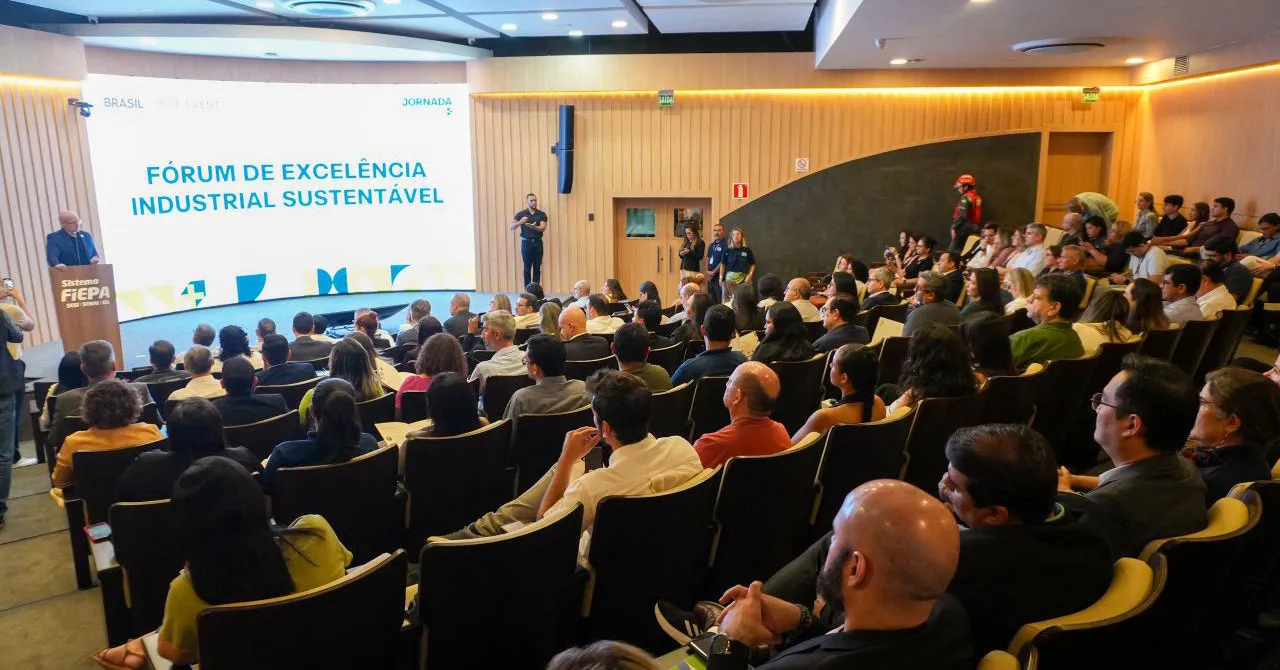 Autoridades, representantes do setor industrial e especialistas se reúnem no Fórum de Excelência Industrial Sustentável, promovido pela Jornada COP+, em Belém.