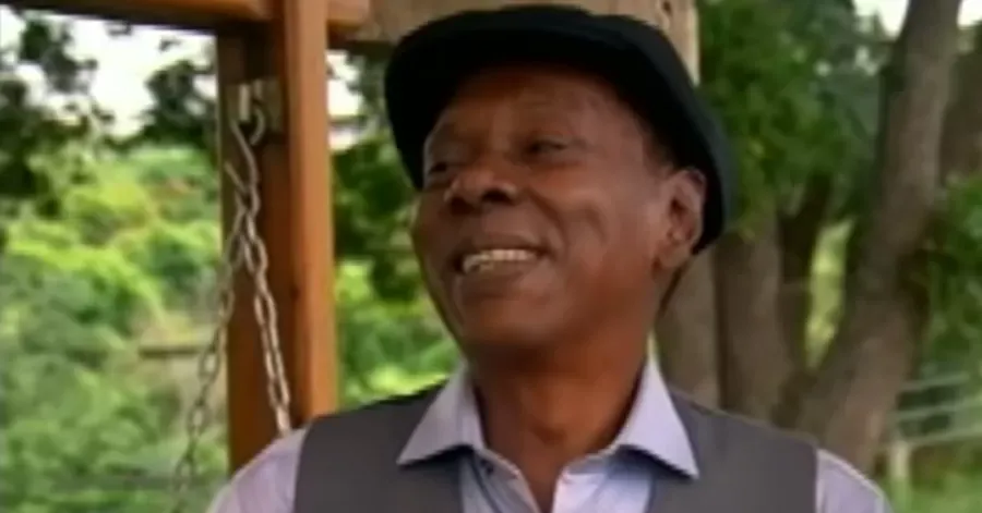 Entre seus últimos trabalhos estava o papel de um sacerdote que fez na novela "Gênesis", da TV Record, em 2021.