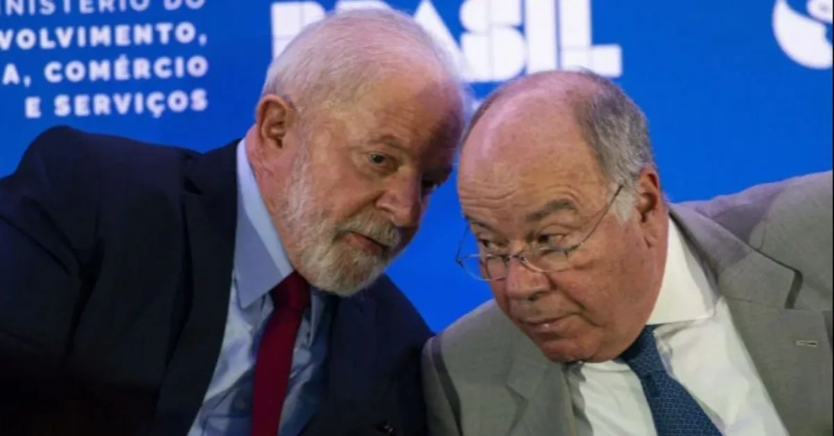 Chanceler  Mauro Vieira deve retomar conversas com Marco Rubio, enviado de Trump, sobre o tarifaço após meses de cautela diplomática.