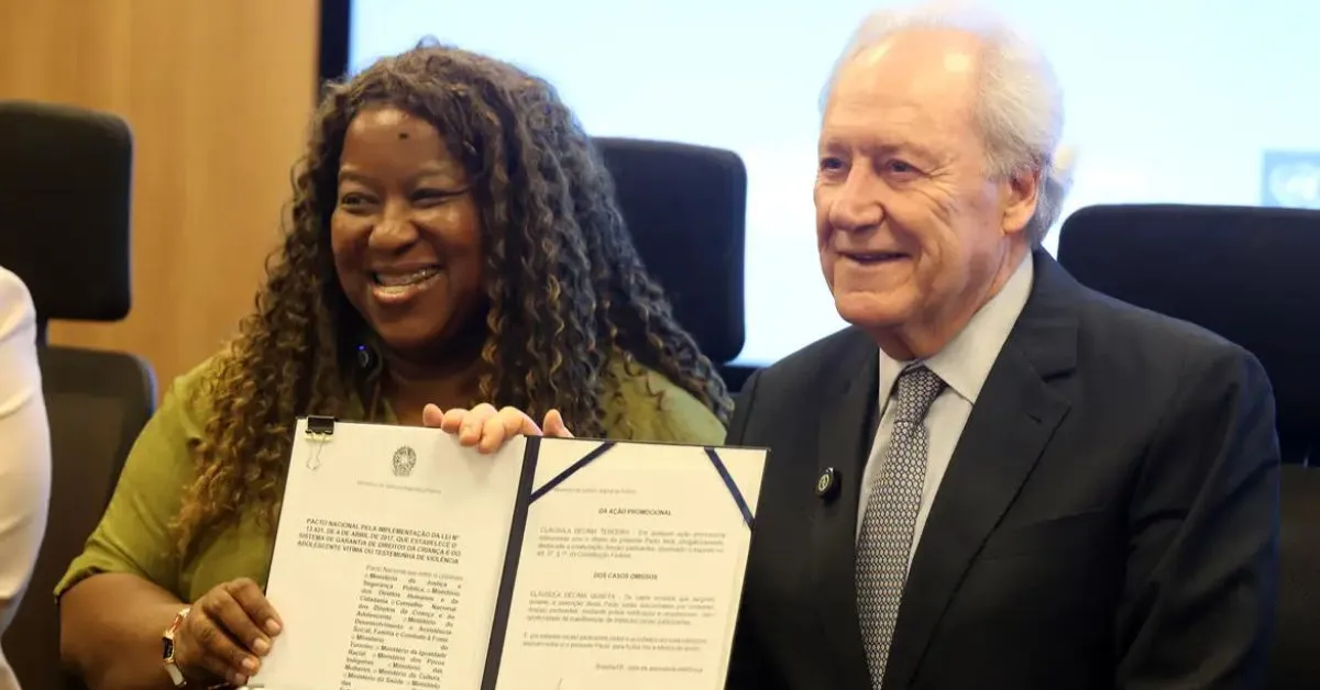 A nova faixa etária de classificação indicativa visa proteger crianças de conteúdos inadequados.