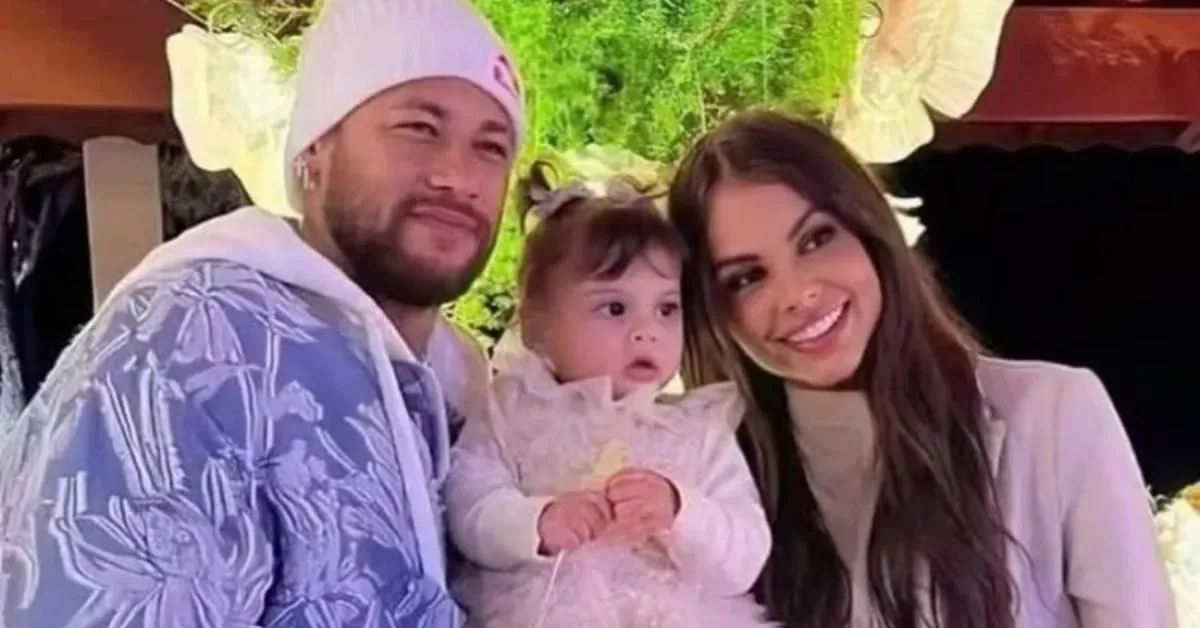 Amanda Kimberlly compartilhou que Helena precisou de um procedimento de emergência, mas já se recupera bem.