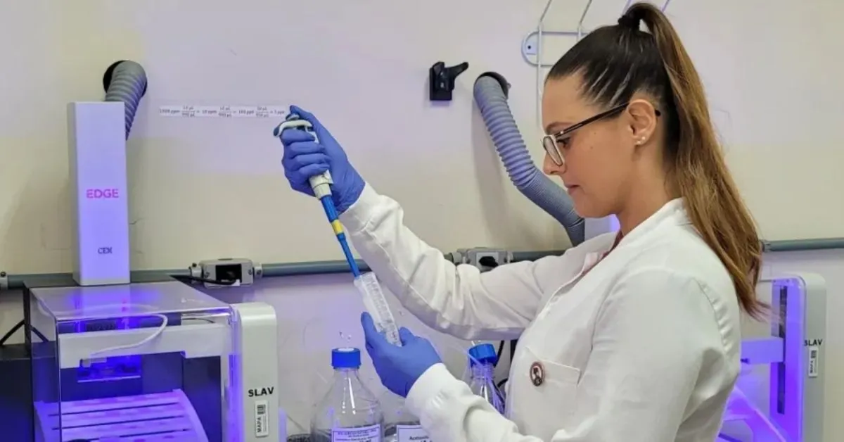 Engenheira transforma máquina de café em método inovador para detectar contaminantes em pescados e ganha prêmio internacional