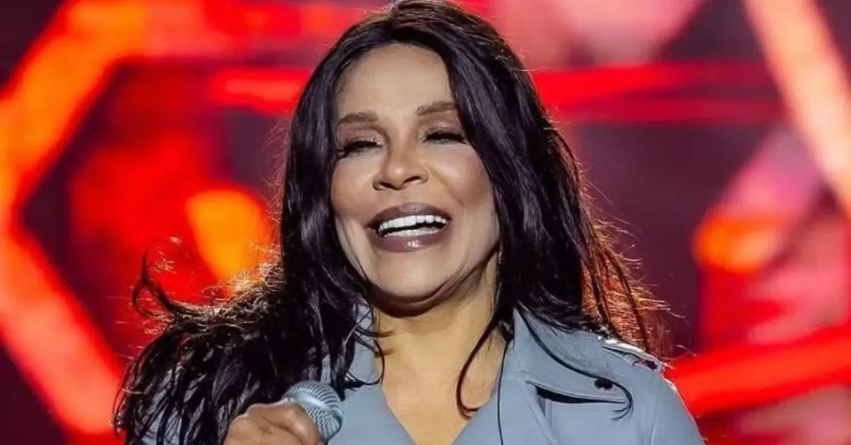 A cantora disse ainda que sua saída da Calcinha Preta não foi uma decisão pessoal.