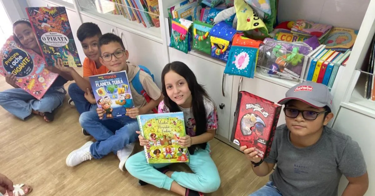 Durante as visitas, os grupos exploraram o acervo de livros, participaram das experiências interativas, se envolveram nas oficinas lúdicas e vivenciaram momentos de aprendizado sobre leitura, sustentabilidade e preservação do meio ambiente.