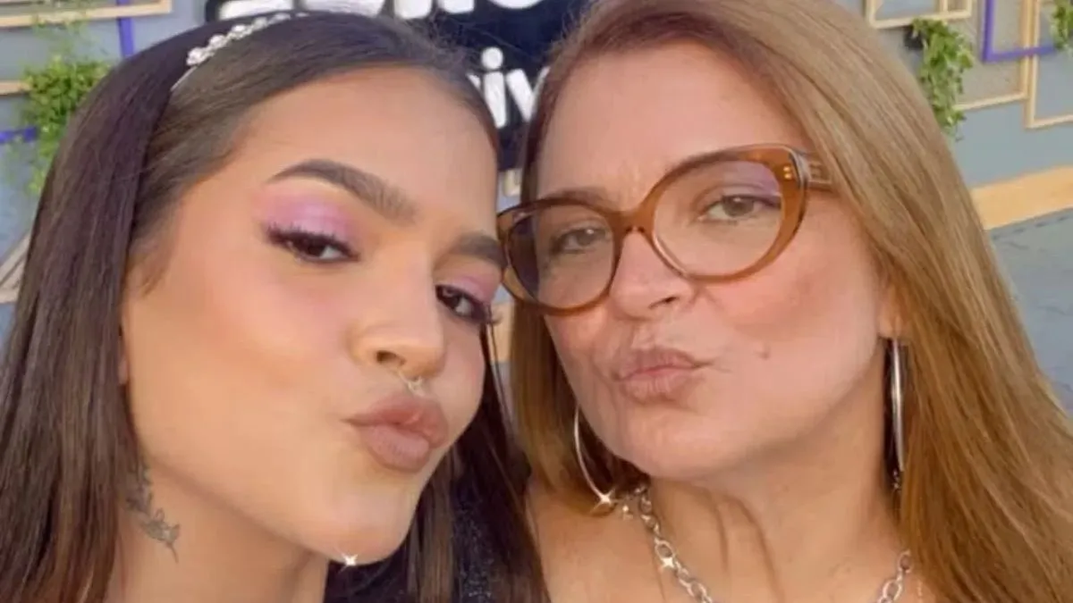 Mel Maia Débora Maia, mãe da atriz, costumavam compartilhar registros juntas nas redes sociais.