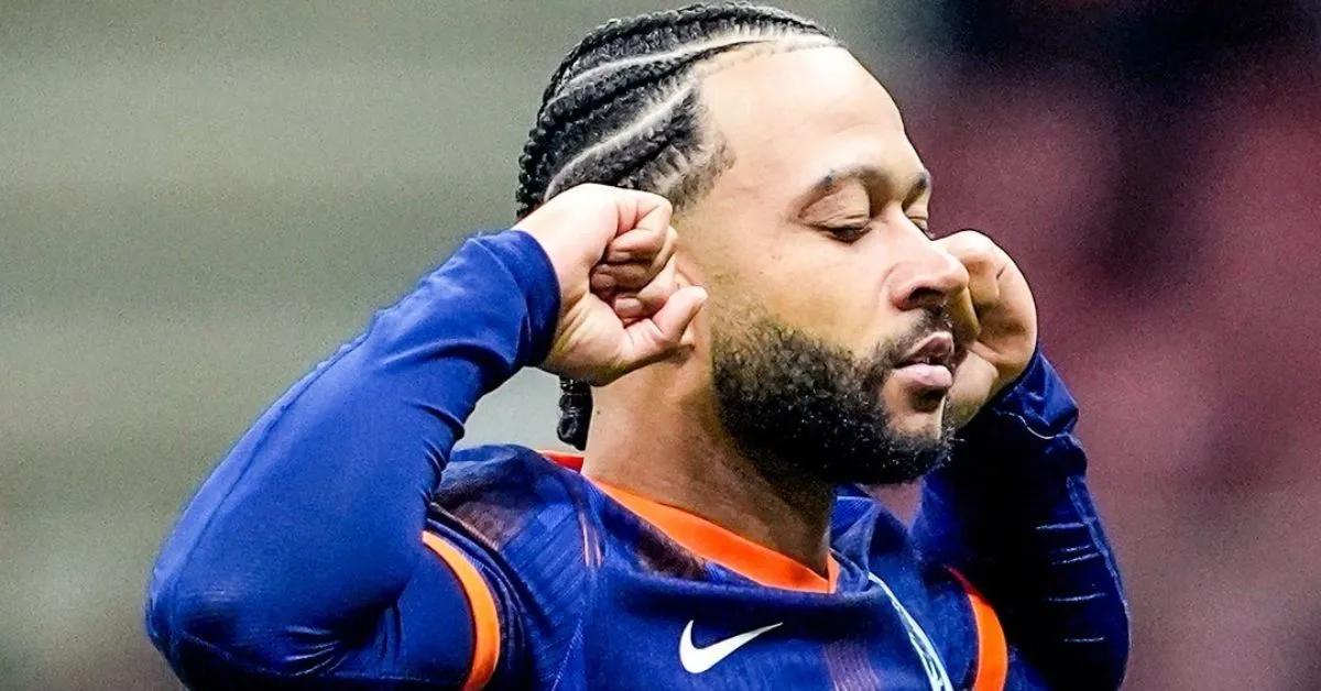 Memphis Depay: gol da Laranja Mecânica