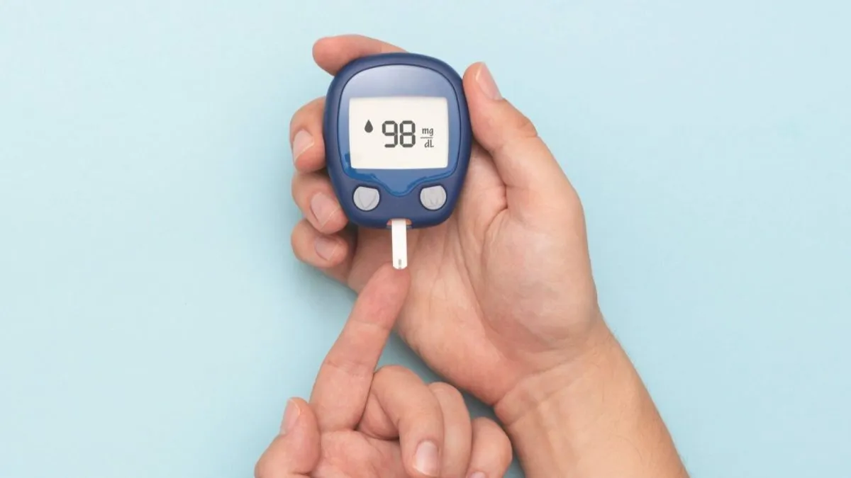 O organismo também emite alertas mais reconhecidos, embora possam ser ignorados no cotidiano.