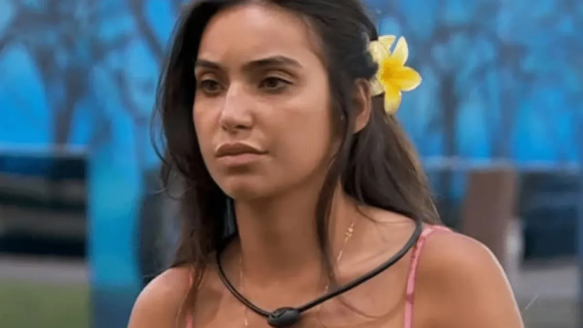 A ex-BBB conta que os vícios já existiam e se agravaram com a pressão das redes sociais.