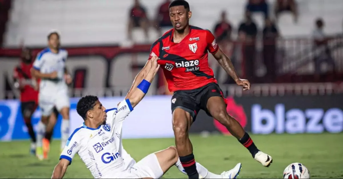 Time bicolor foi derrotado de virada por 2 a 1 pelo Atlético-GO