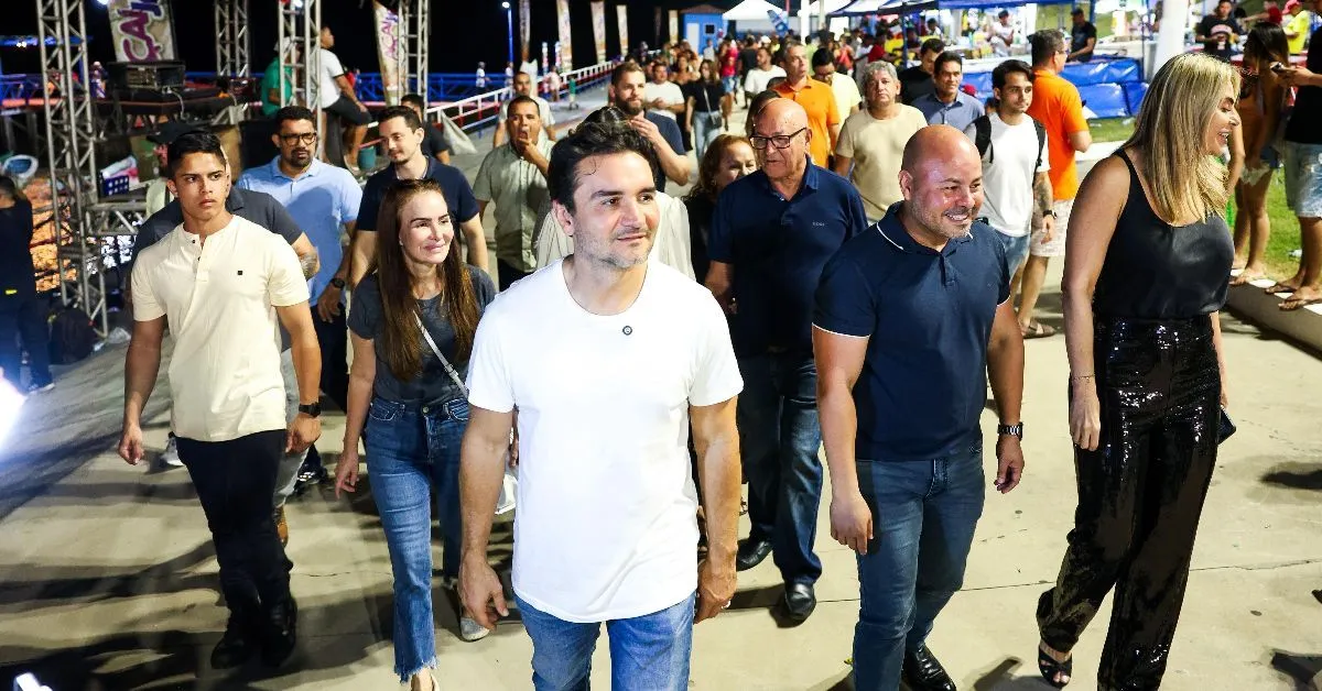 Ministro Celso Sabino esteve no evento e falou sobre o setor