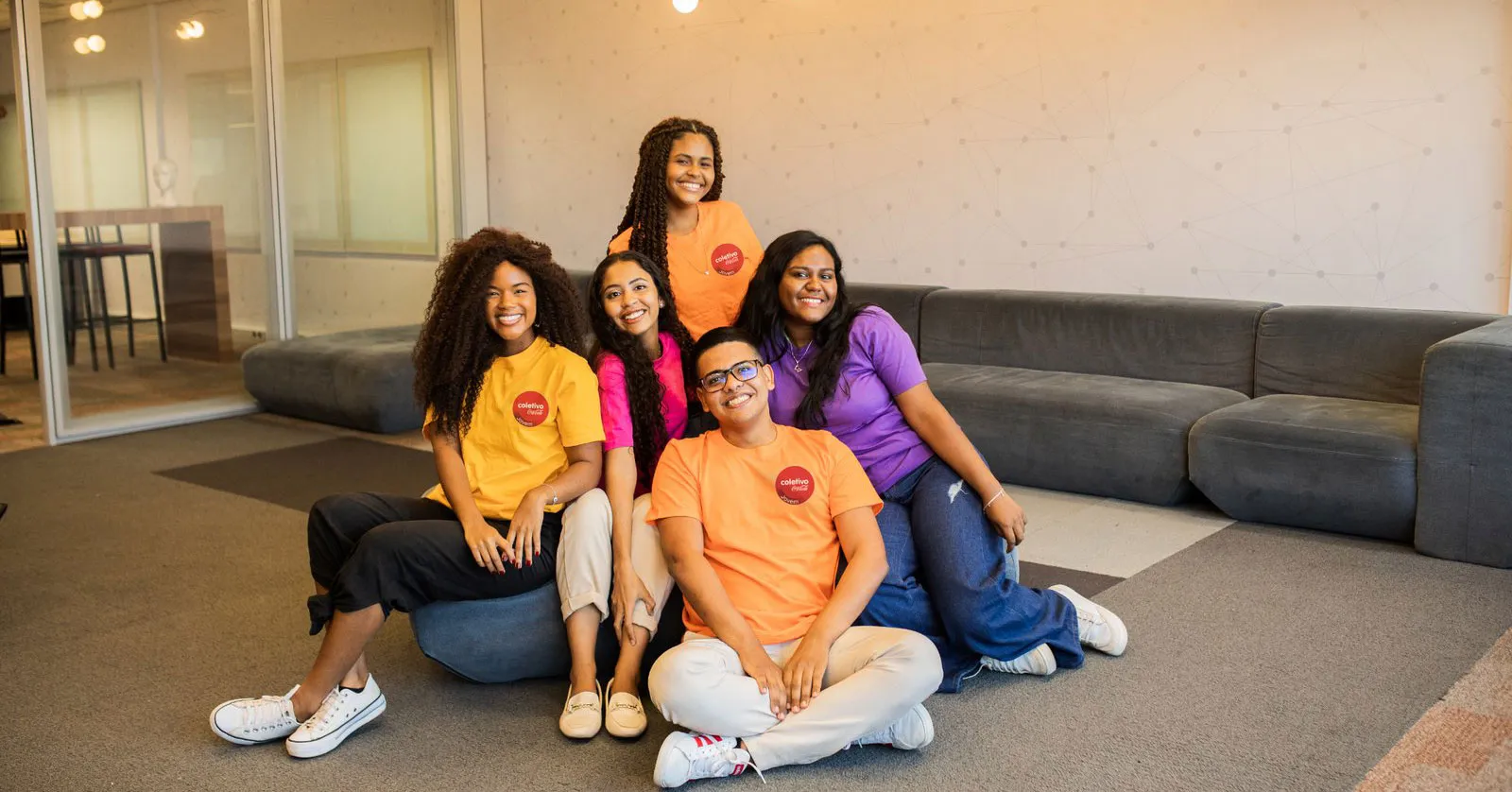 Jovens do Norte podem se inscrever no curso gratuito do Coletivo Coca-Cola Jovem e concorrer a 20 vagas imediatas em empresas parceiras do Instituto Coca-Cola Brasil.