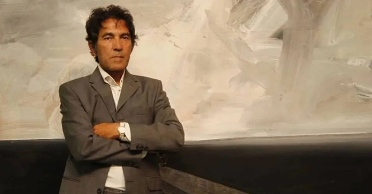 O artista italiano Salvatore Garau afirma que sua escultura invisível é feita de "ar e espírito".