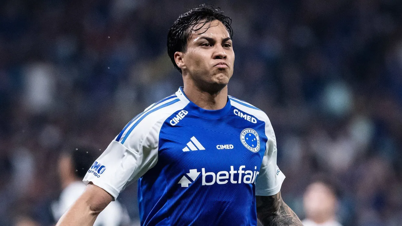 Kaio Jorge, em noite inspirada, marcou duas vezes e deu assistência