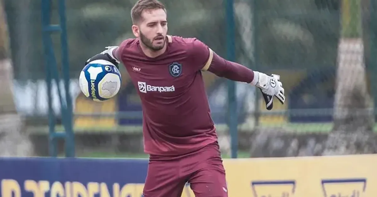 Léo Lang anuncia saúda do Clube do Remo.