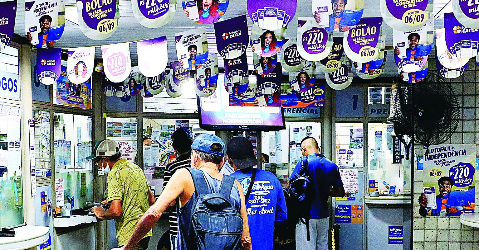 Loterias de Belém ficaram lotadas nas últimas semanas com o prêmio da Lotofácil