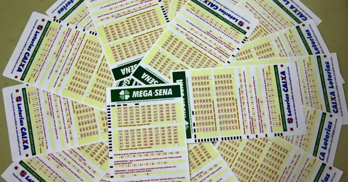 Para concorrer ao prêmio acumulado de R$ 28 milhões, os interessados podem fazer suas apostas até as 19h (horário de Brasília) de sábado (23), dia do próximo sorteio, pelo concurso 2.905.