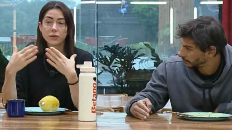 Jornalista e ator conversaram sobre possível "affair"