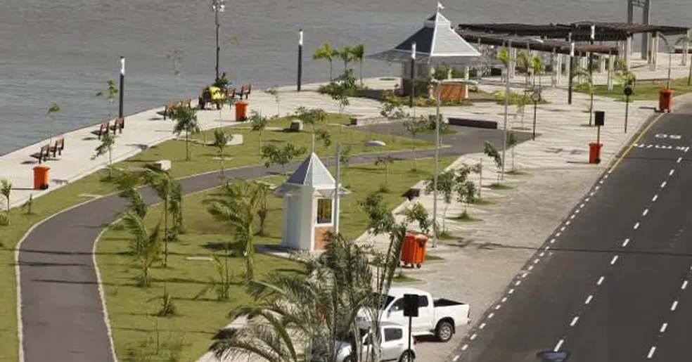 A Ação Cidadã acontece na filial Belém Portal da Amazônia do Atacadão, oferecendo serviços de saúde, cultura e bem-estar para a comunidade local.