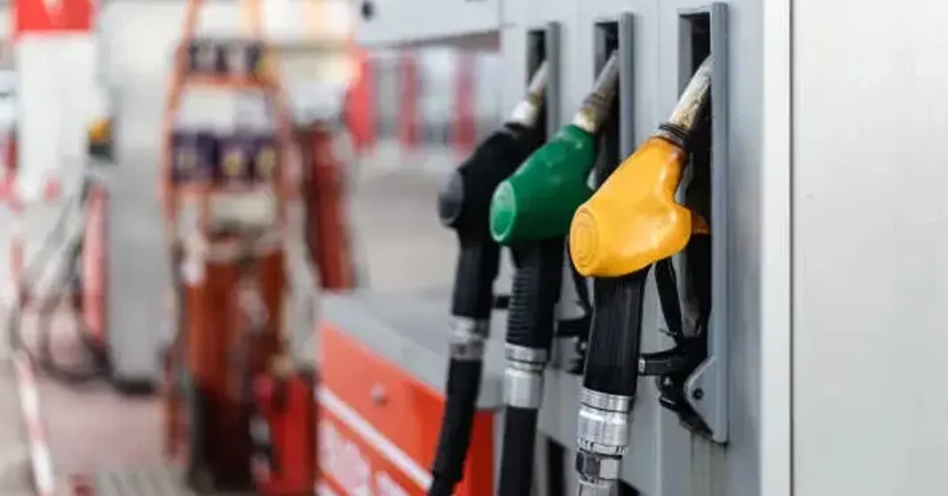 Descubra como identificar o golpe da mangueira nos postos de gasolina e se proteger!