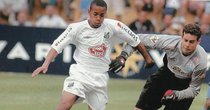 Em 2004, o Santos aplicou 6 a 0 no Paysandu, com Robinho marcando dois gols em uma das maiores goleadas da história dos pontos corridos.