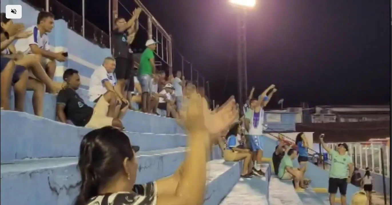 Parte da torcida do Paysandu comemorou o gol do Coritiba, provocando o arquirrival Remo, enquanto outros torcedores repreendiam a reação.