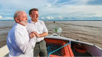 Macron, que esteve em Belém, em 2024, confirmou presença