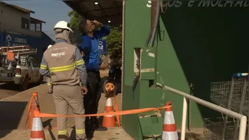 Durante a ação, uma pessoa foi presa em flagrante e conduzida para a Delegacia de Polícia Civil para prestar esclarecimentos.