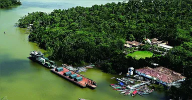 Atendimento foi realizado no ferry-boat do Exército, na ilha Anequara, em Abaetetuba