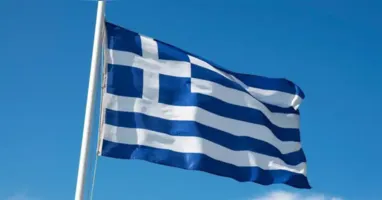 De acordo com a imprensa local, o cachorro pertencia à família.