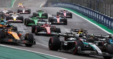 Em entrevista ao Globo Esporte, Hamilton destacou que é um privilégio estar na posição de ser ouvido sobre o tema, embora não seja uma tarefa fácil.