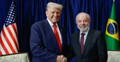 Trump e Lula em encontro para debater tarifaço sobre o Brasil