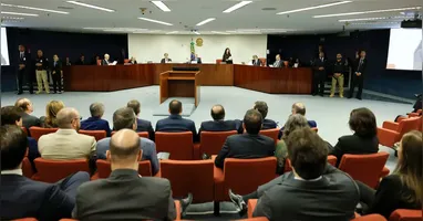 Os ministros Alexandre de Moraes, relator da ação penal, Flávio Dino, Cristiano Zanin e Cármen Lúcia fazem parte do colegiado
