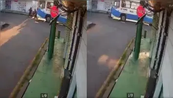 Ônibus da linha Icuí-Presidente Vargas atinge em cheio 4 pessoas que estavam em duas motocicletas paradas no cruzamento.