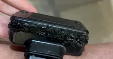 Vídeo da Seape-DF mostra Bolsonaro confessando ter usado ferro de solda na tornozeleira que apresentou queimaduras e avarias.