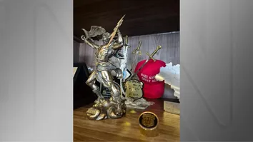 Este é só um dos itens encontrados em endereço ligado aos acusados