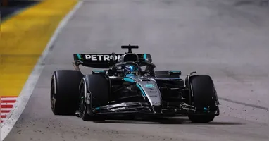 Goerge Russell vence com a Mercedes