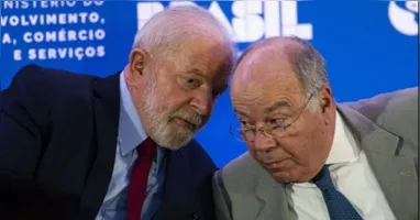Chanceler  Mauro Vieira deve retomar conversas com Marco Rubio, enviado de Trump, sobre o tarifaço após meses de cautela diplomática.
