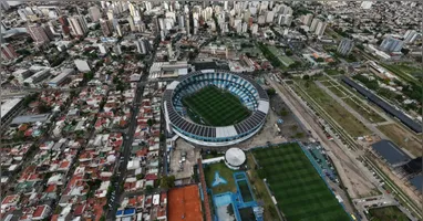 Flamengo e Racing se enfrentam em duelo decisivo da Libertadores nesta quarta-feira