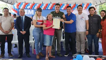 Entrega dos títulos de terra foi realizada durante a inauguração da primeira Ciretran de Marituba.