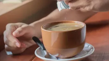 São muitos os mitos e verdades sobre os adoçantes